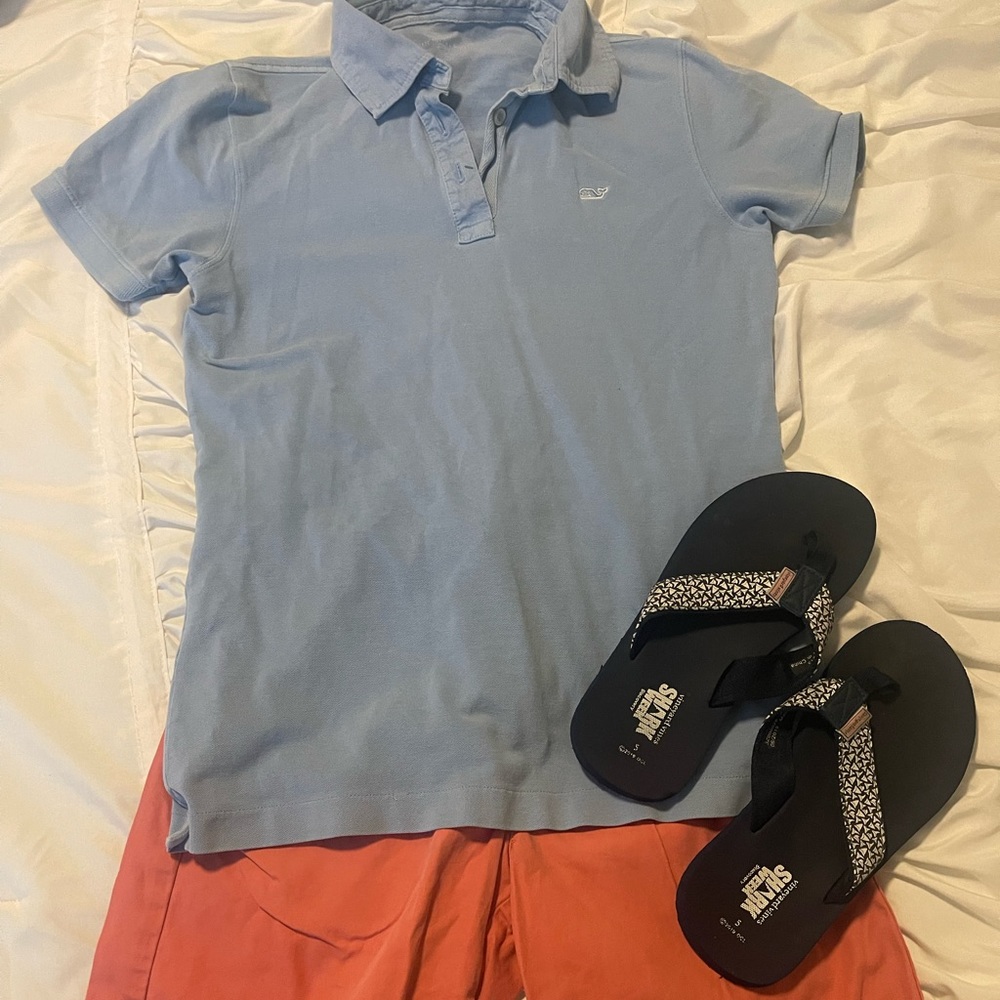 Boys vineyard vines outfit!
